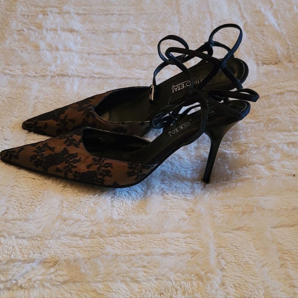 Lace/floral heel